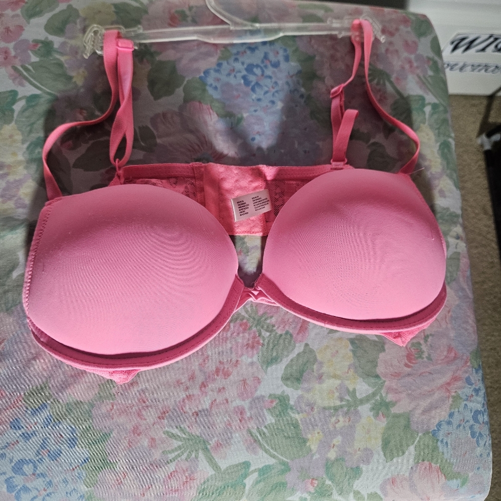 Like New JUICY COUTURE Bra